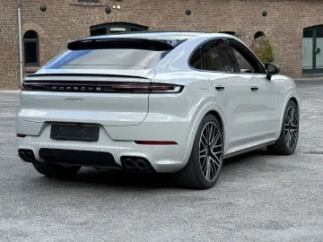 Cayenne  E-Hybrid Coupe SPORTDESIGN-ABGAS*22 TUR