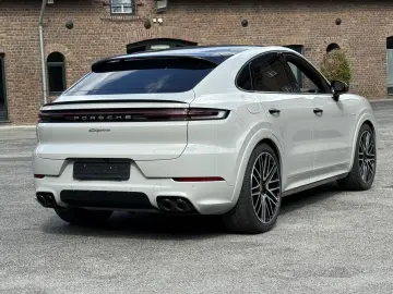 Cayenne  E-Hybrid Coupe SPORTDESIGN-ABGAS*22 TUR