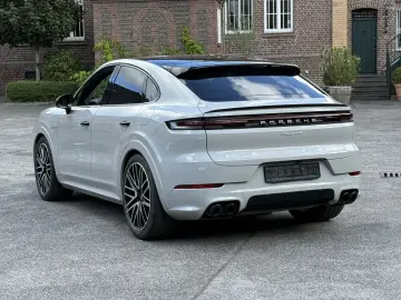 Cayenne  E-Hybrid Coupe SPORTDESIGN-ABGAS*22 TUR