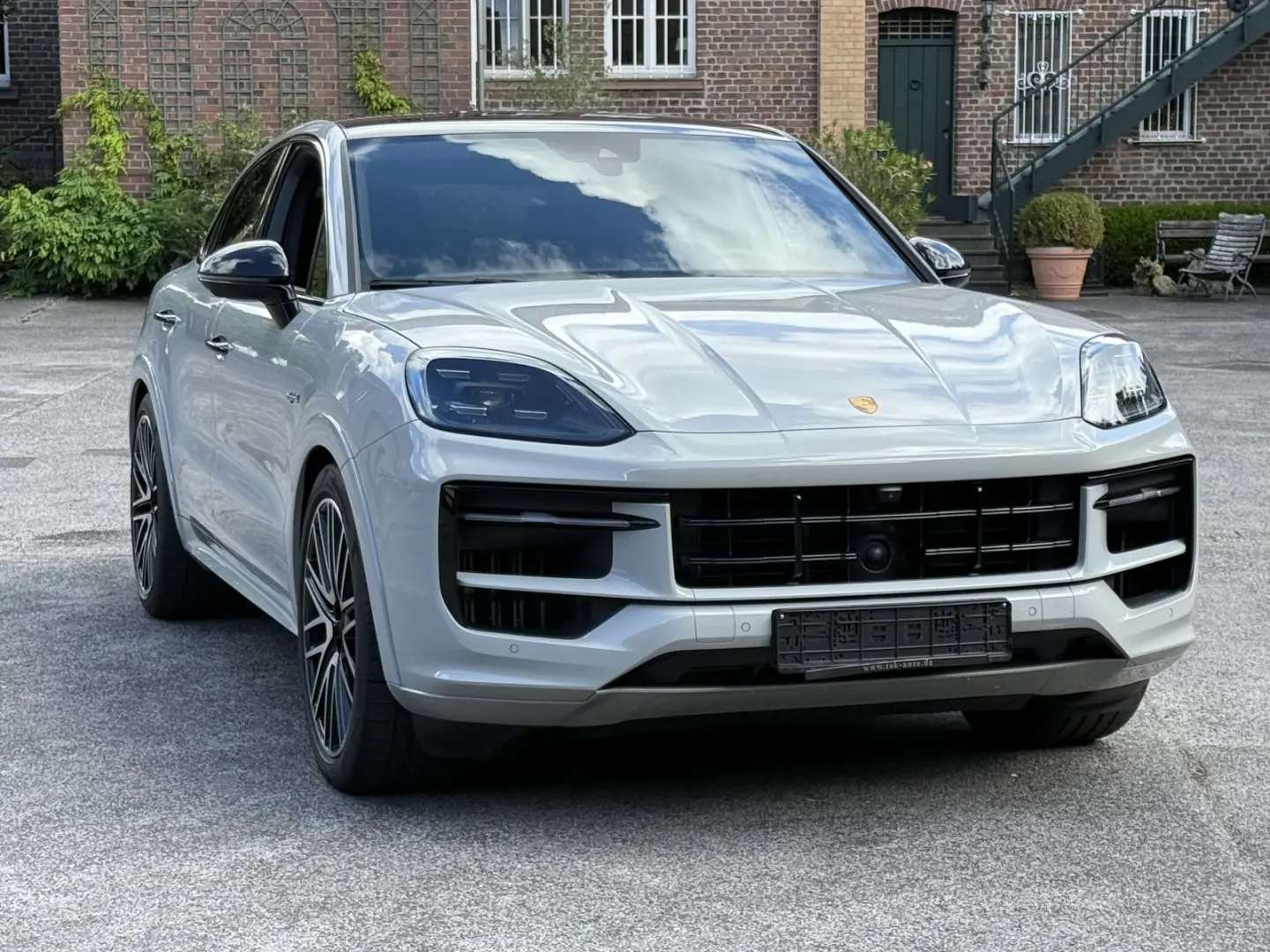 Cayenne  E-Hybrid Coupe SPORTDESIGN-ABGAS*22 TUR