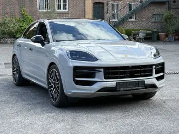 Cayenne  E-Hybrid Coupe SPORTDESIGN-ABGAS*22 TUR