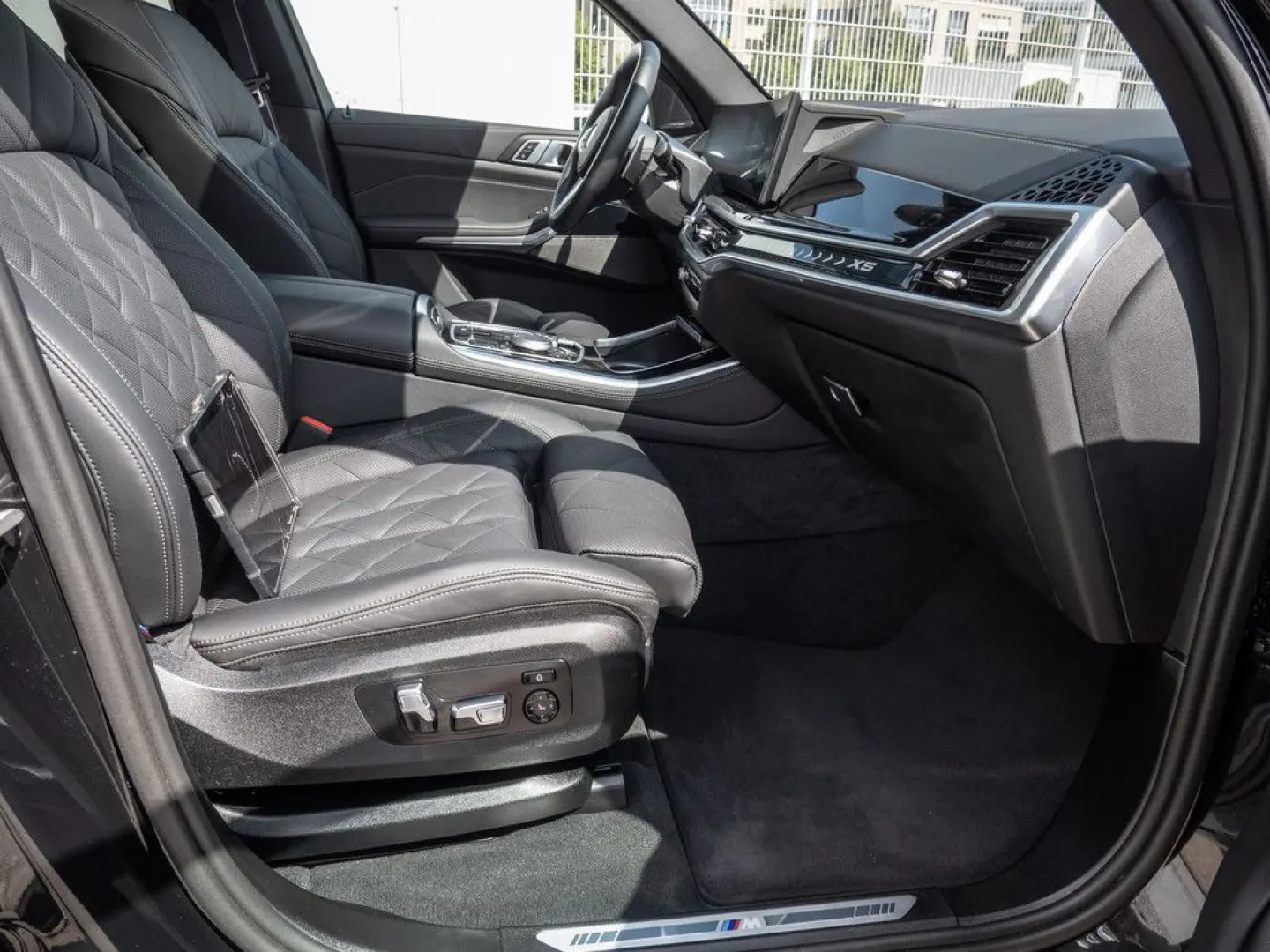 X5 xDrive 30d M-Sport Pro INDIVIDUAL+LUTFEDERUNG