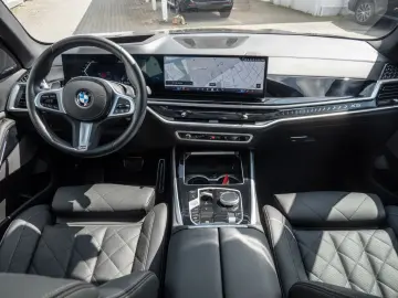 X5 xDrive 30d M-Sport Pro INDIVIDUAL+LUTFEDERUNG
