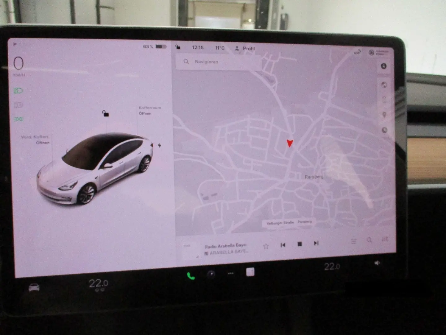 Model 3 Allradantrieb mit Dualmotor Long Range
