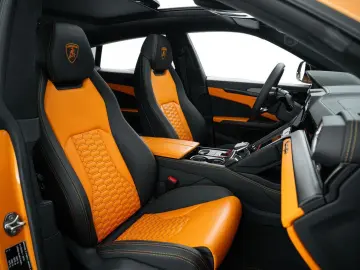 Urus Lage KM-stand I BTW auto