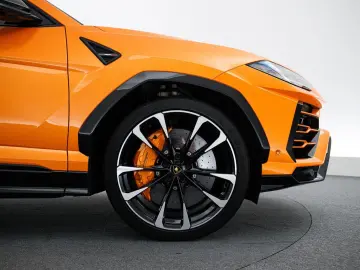 Urus Lage KM-stand I BTW auto