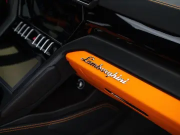 Urus Lage KM-stand I BTW auto