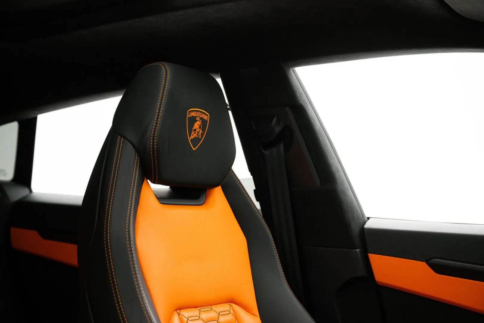 Urus Lage KM-stand I BTW auto