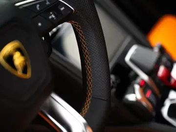 Urus Lage KM-stand I BTW auto