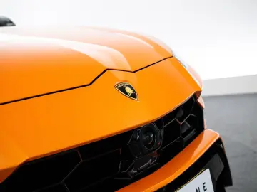 Urus Lage KM-stand I BTW auto