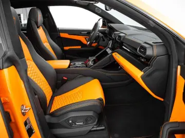 Urus Lage KM-stand I BTW auto