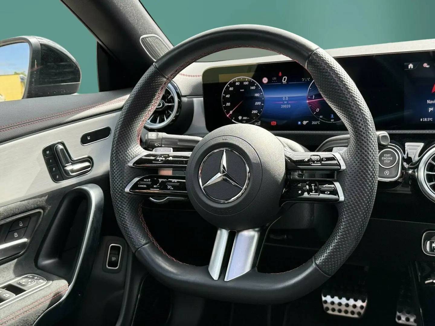 CLA 220 d AMG+NIGHT+DISTR+PANO+BURM+360+HUD+MLED