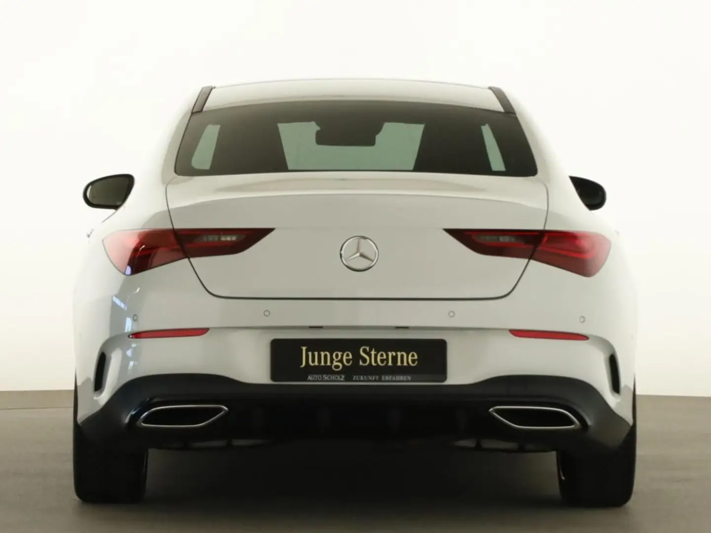 CLA 200 d Coupé AMG PREMIUM+NIGHT+PANO+KEYL+LED+