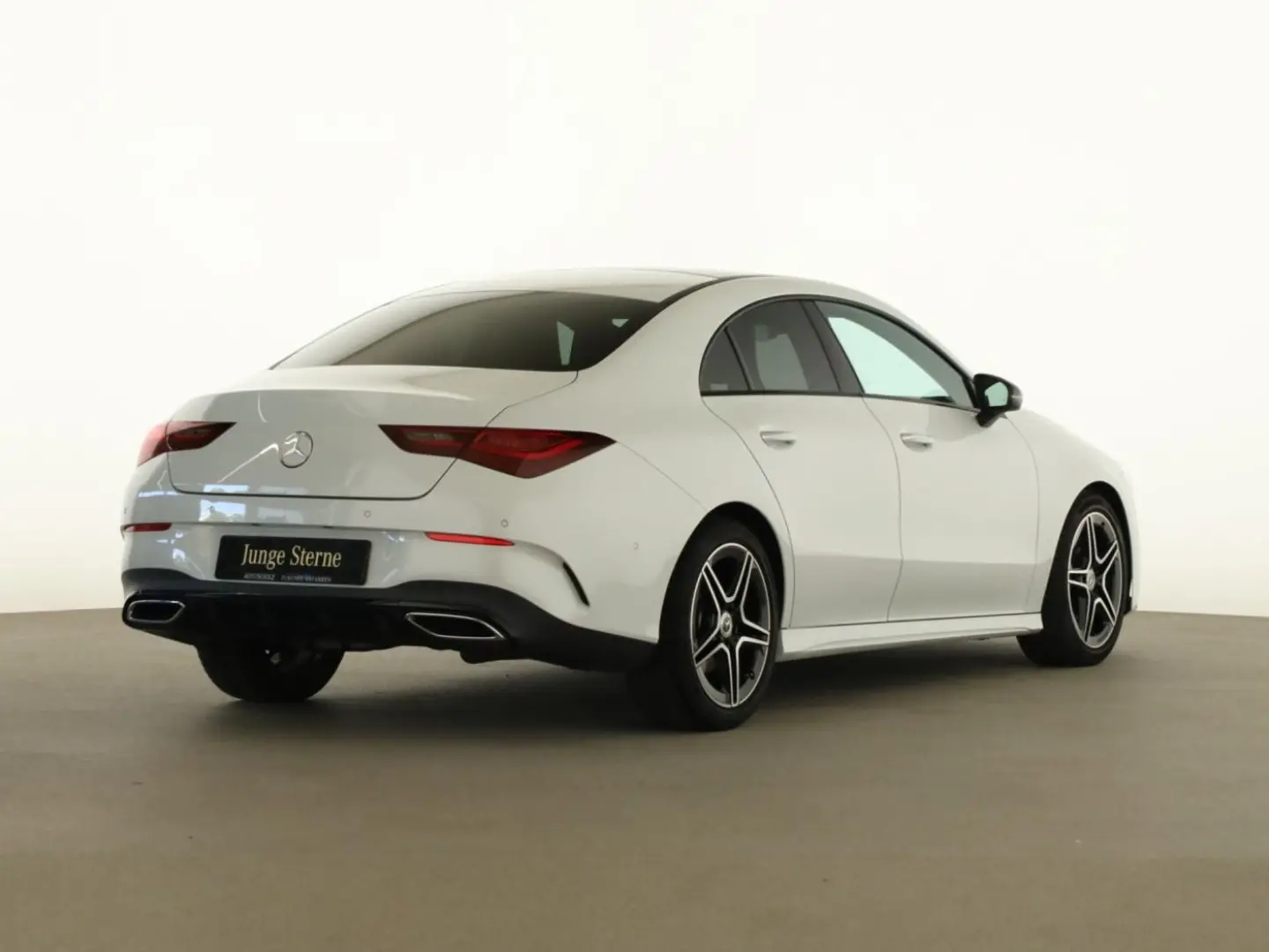 CLA 200 d Coupé AMG PREMIUM+NIGHT+PANO+KEYL+LED+