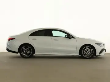 CLA 200 d Coupé AMG PREMIUM+NIGHT+PANO+KEYL+LED+