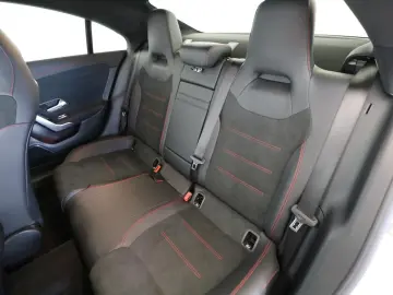 CLA 200 d Coupé AMG PREMIUM+NIGHT+PANO+KEYL+LED+