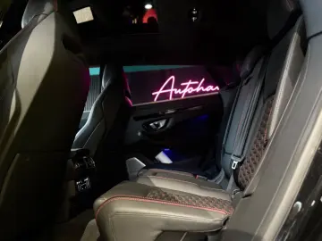 Urus 4.0 V8 CARBON*KERAM*PANO*MASSA*KEY*360°*23Z