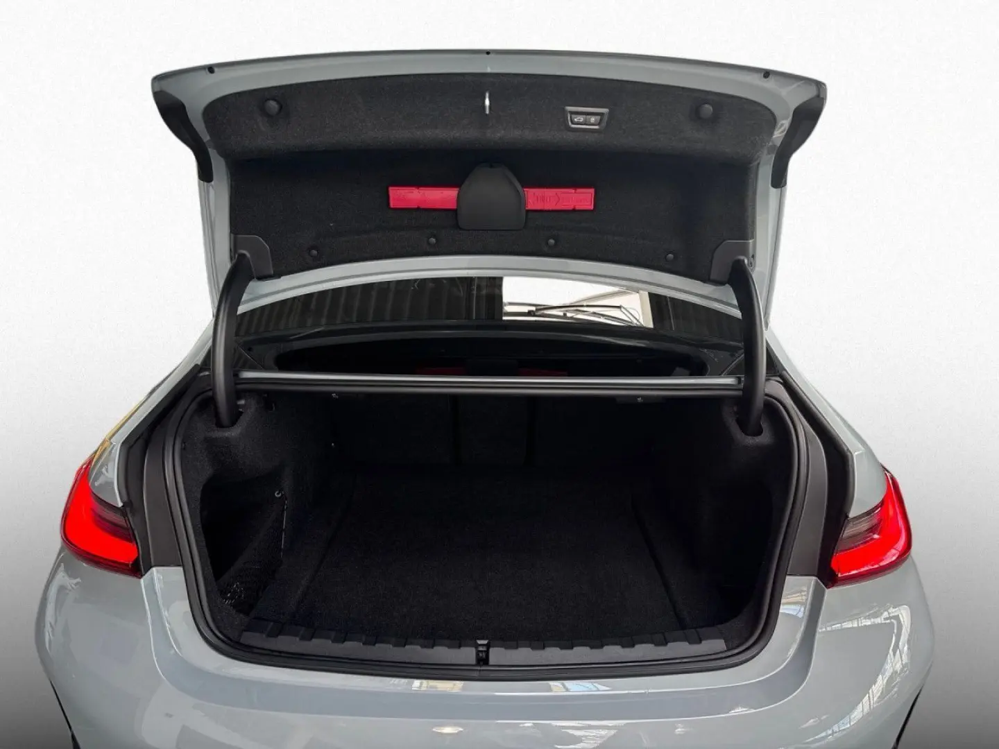 M340i xDrive M Sport Pro HK PA+ Temp MEM GSD 19