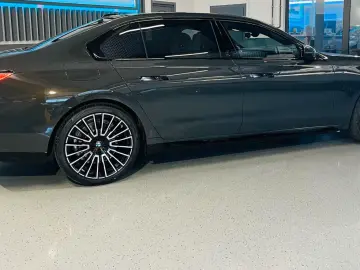 BMW 740 d xDrive M Sport/360 CAMERA/