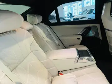 BMW 740 d xDrive M Sport/360 CAMERA/