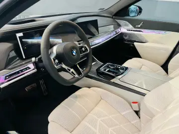 BMW 740 d xDrive M Sport/360 CAMERA/