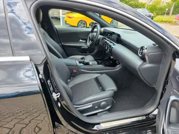 CLA 220 d Automatik/Kamera/Spur/EU6