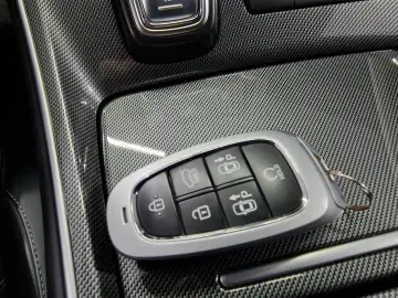 HYUNDAI SANTA FE 1.6 Plugin-Hybrid 4WD Prime