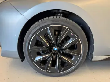 BMW 740 d xDrive M Sport ACC,HUD,SKYL