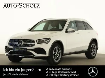 GLC 200 4M AMG AHK PANO DISTR 360  MEMORY LED FL