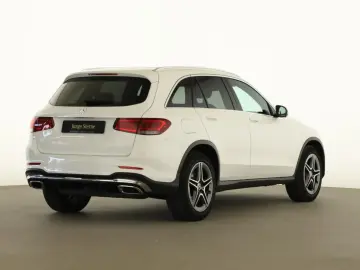 GLC 200 4M AMG+AHK+PANO+DISTR+360°+MEMORY+LED+FL