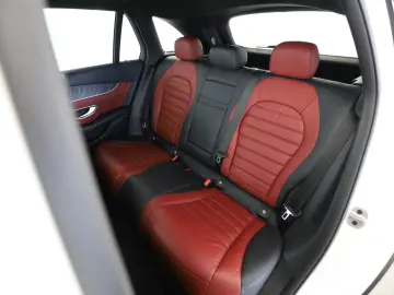 GLC 200 4M AMG+AHK+PANO+DISTR+360°+MEMORY+LED+FL