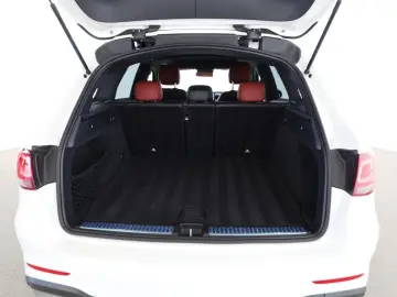 GLC 200 4M AMG+AHK+PANO+DISTR+360°+MEMORY+LED+FL