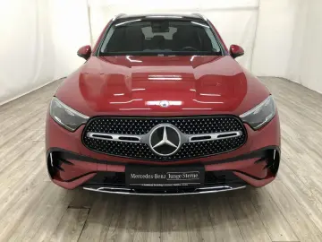 GLC 200 4M AMG Pano*AHK*Trittbretter*Lenkradheiz