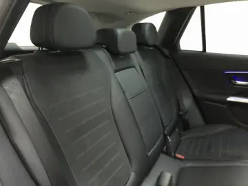GLC 200 4M AMG Pano*AHK*Trittbretter*Lenkradheiz