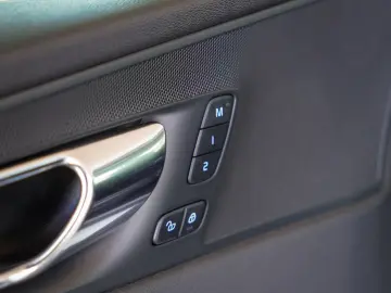 VOLVO XC60 D4 Inscription