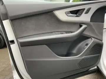 Q8 50 TDI tiptronic quattro Matrix Pano ACC AHK