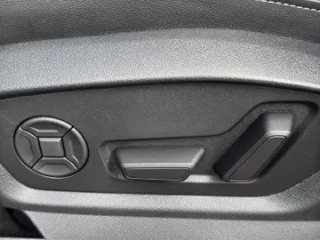 Q8 50 TDI Q S LINE LUFT PANO HuD LM21