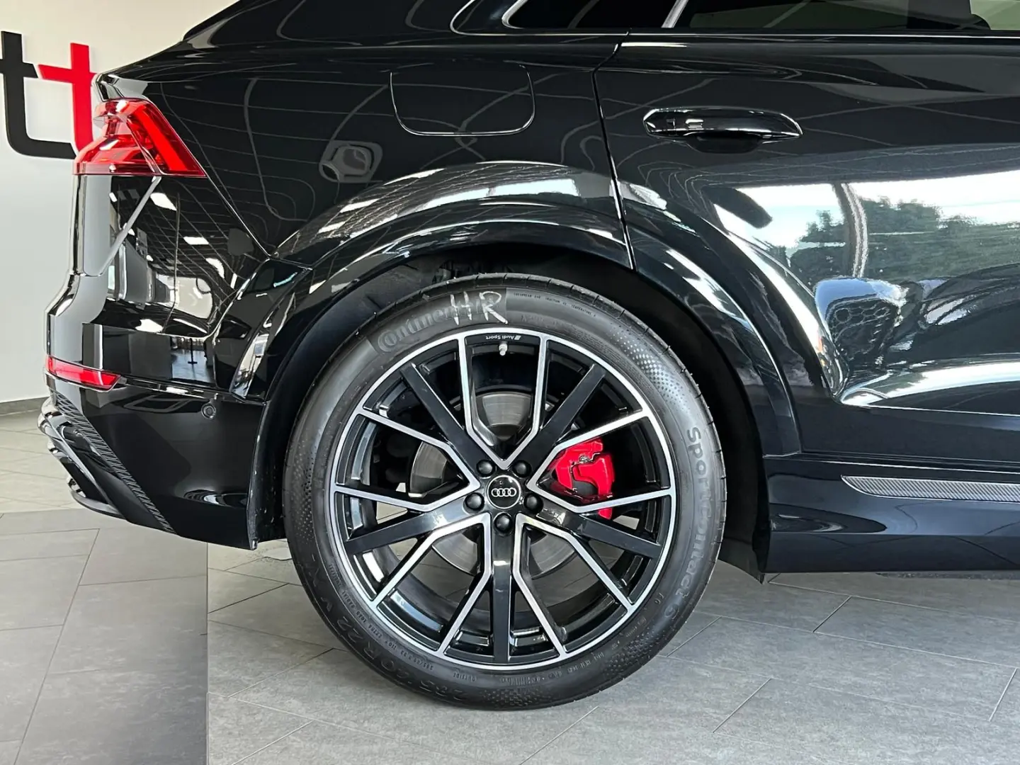 Q8 S-line competition B&O Pano SPORTSITZE 360°