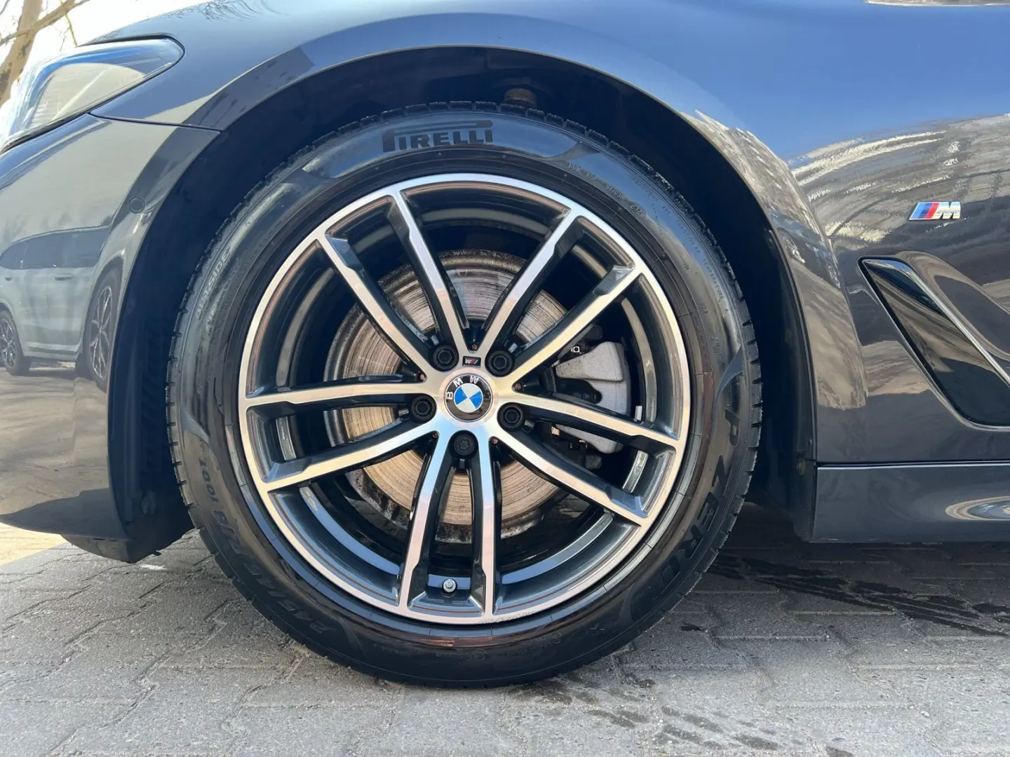 520d Lim. M SPORT GSD HUD PA SITZBELÜF. LEDER
