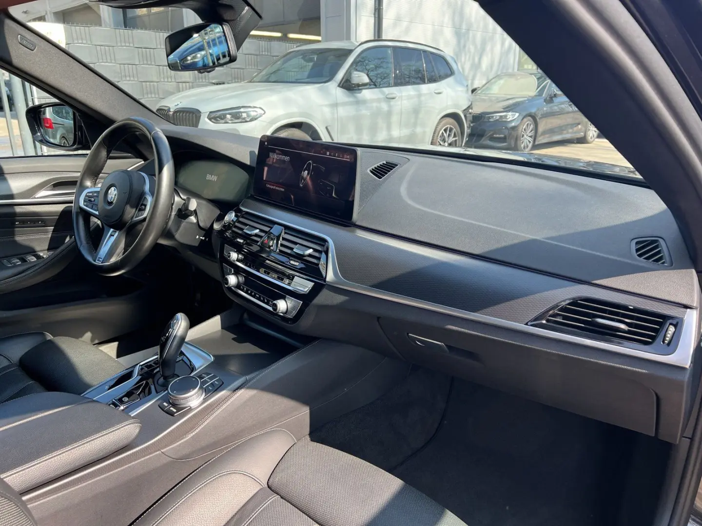 520d Lim. M SPORT GSD HUD PA SITZBELÜF. LEDER