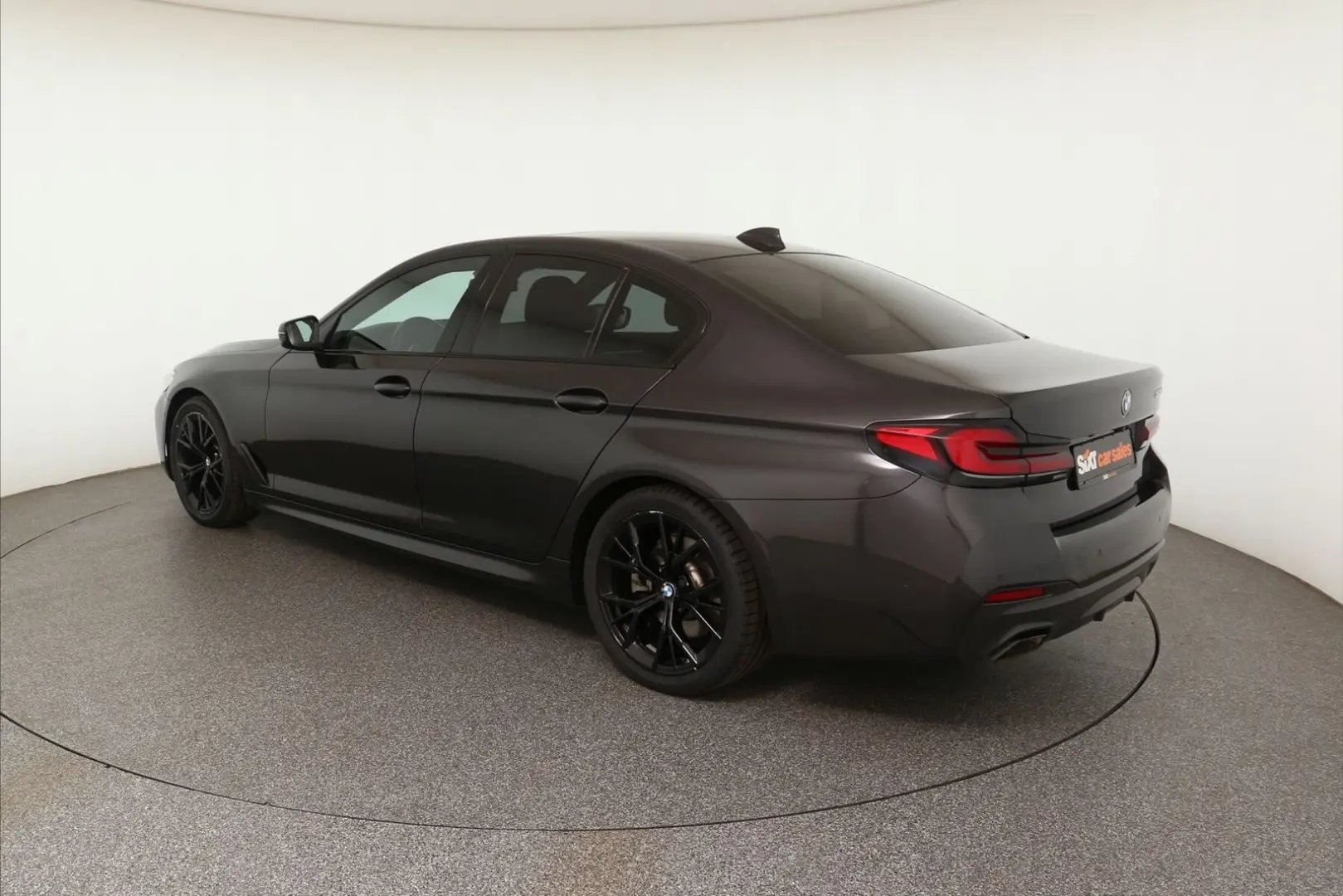 520d M Sport|Glasdach|360°|HeadUp|adapt.LED|19