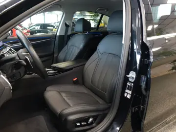 520i Lim. Luxury Line+H/K+STHZ+Memory+Laser+HUD+
