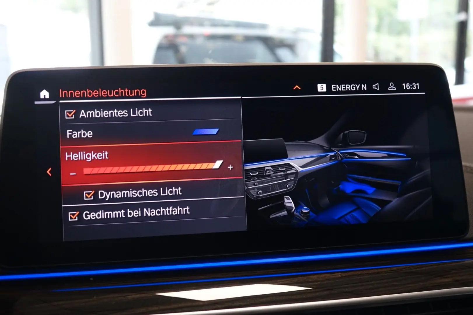 520i Lim. Luxury Line+H/K+STHZ+Memory+Laser+HUD+