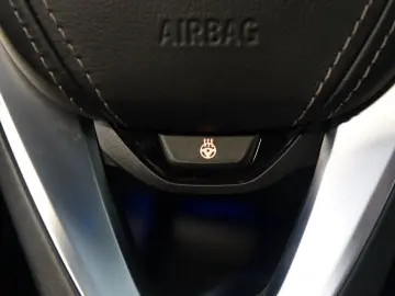 520i Lim. Luxury Line+H/K+STHZ+Memory+Laser+HUD+