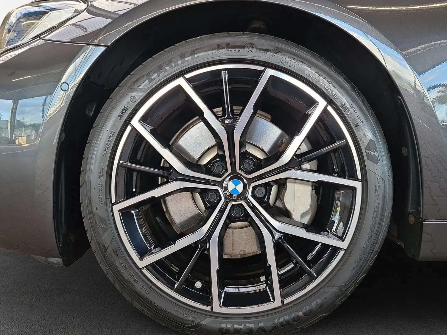 530i xDrive Limousine M-Sport Head-Up AHK Laser 