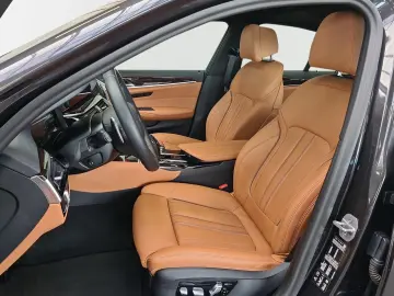 530i xDrive Limousine M-Sport Head-Up AHK Laser 