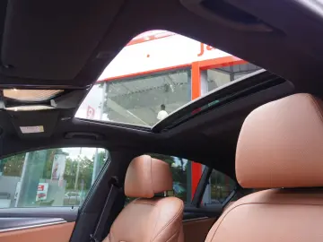 520d M Sport Aut. Laser Navi Kamera HUD