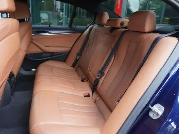 520d M Sport Aut. Laser Navi Kamera HUD