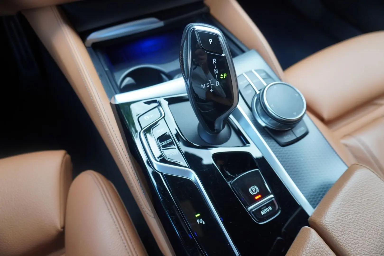 520d M Sport Aut. Laser Navi Kamera HUD