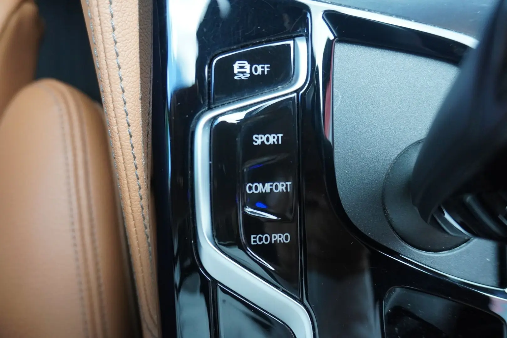 520d M Sport Aut. Laser Navi Kamera HUD